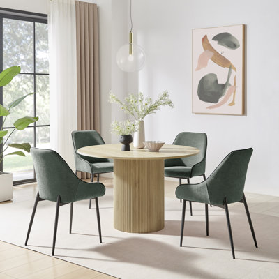 Tamorion 4 - Person Dining Set