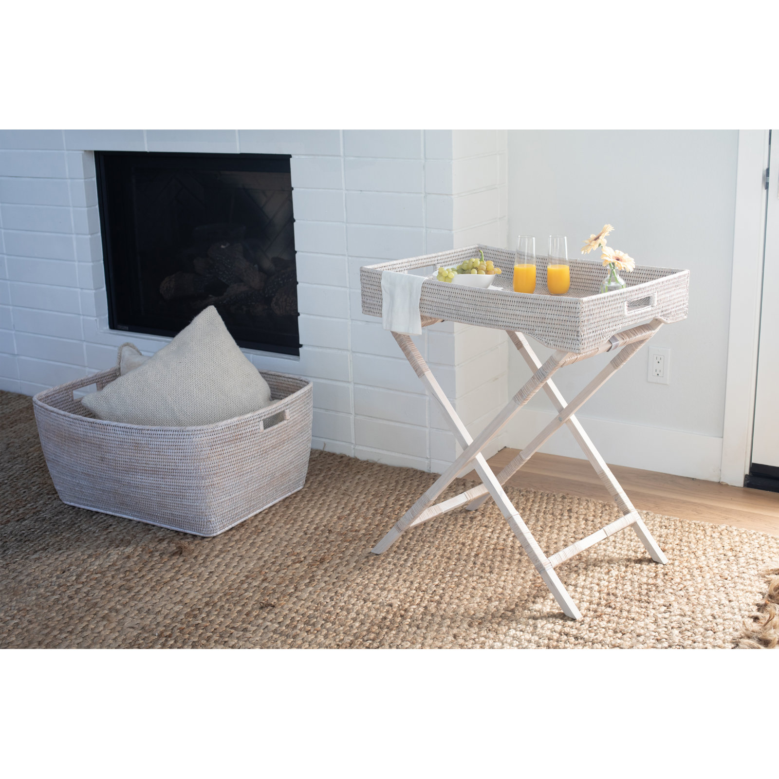 Artifacts Rattan Tray Top End Table, White Wash