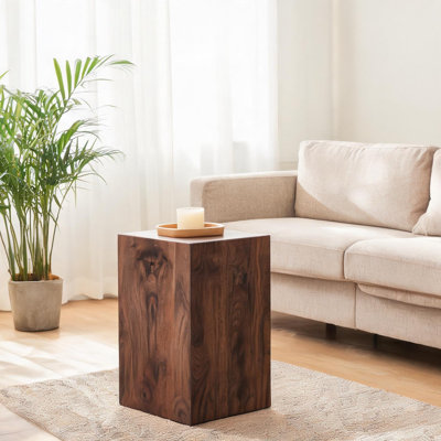 Table basse carrée de 12 po x 12 po x 20 po de finition brun ton de bois, pour le salon ou la salle de séjour