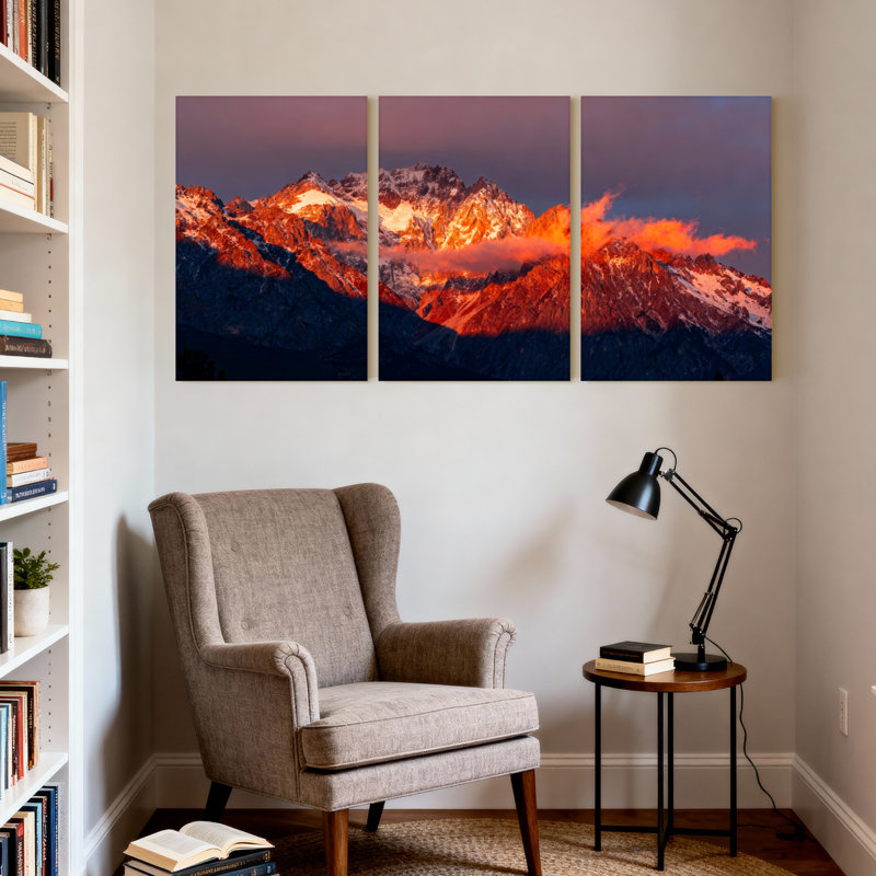 Scénario et paysages urbains, coucher de soleil, sommet de neige, nuages, ciel, réflexion de lumière, ensemble de 3 impressions sur toile
