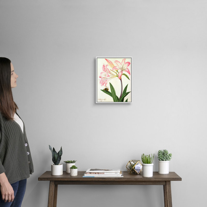 «Lilium Belladonna and Bee, 1786» par Matilda Conyer, reproduction sur toile, Cadre blanc, H 16 po x l 13 po x P 1,75 po