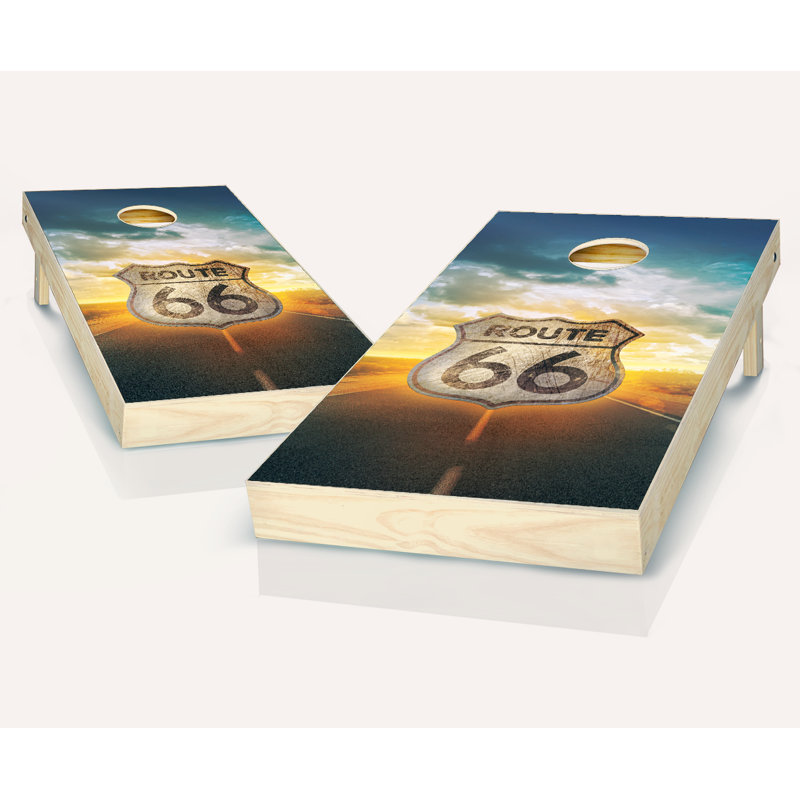 Ensemble de cornhole en bois massif 2 'x 4' Route 66 avec sacs