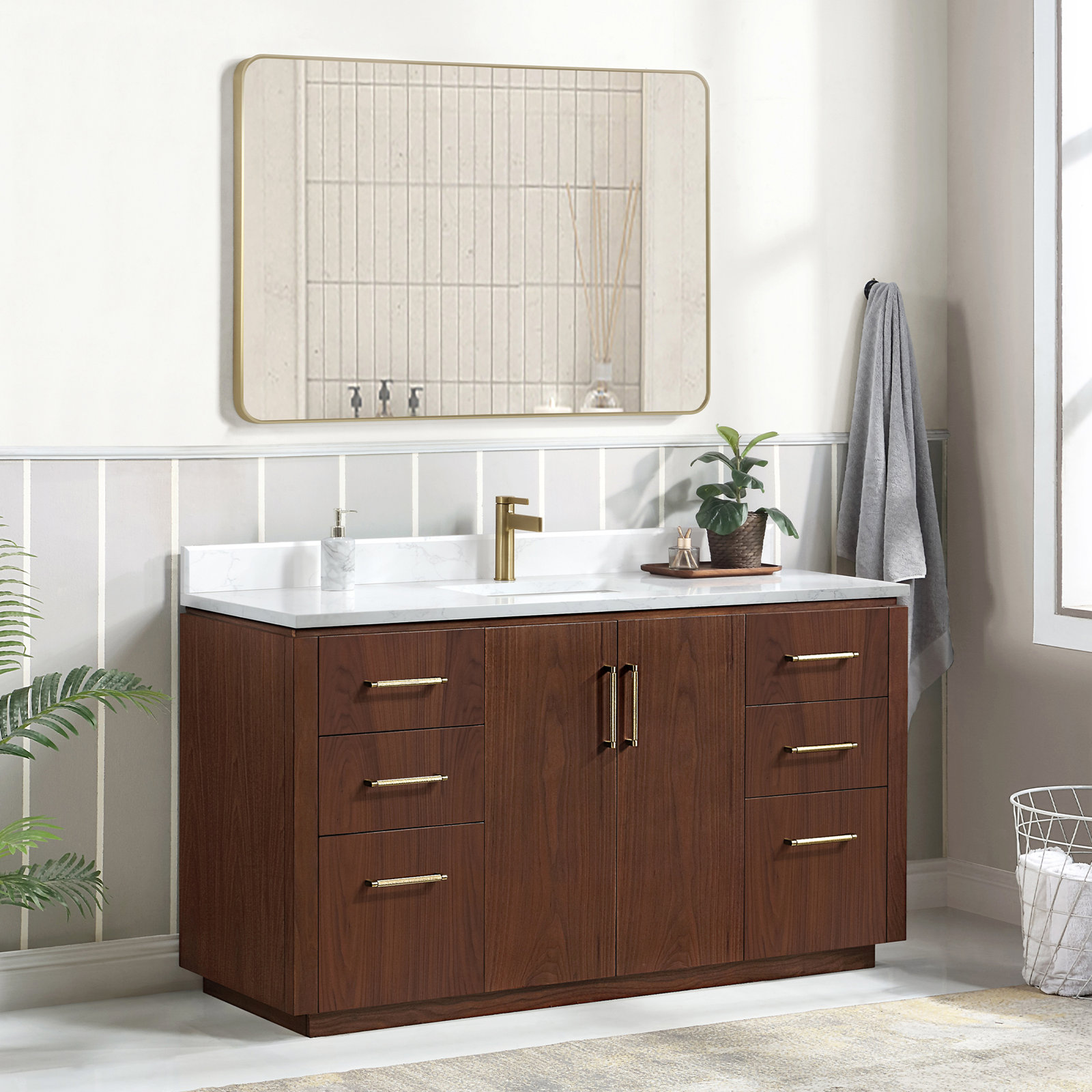 Cloverfield 60'' Single Bathroom Vanity, Natural Walnut, Gold