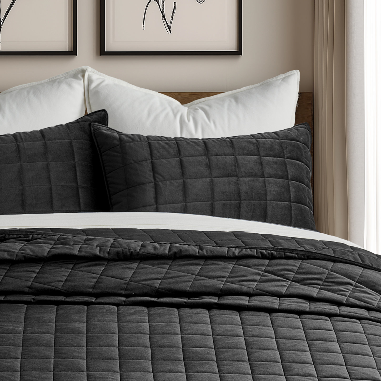 Velvet Quilt Set, King Quilt + 2 King Shams, Black
