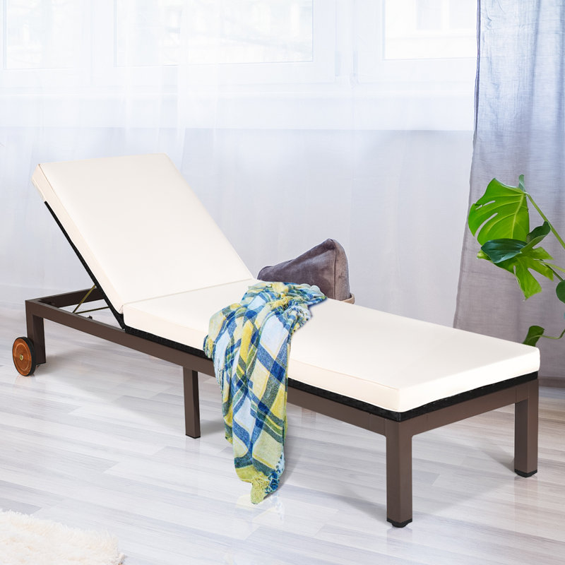 Chaise longue inclinable 81 po avec coussin 81 po, Blanc cassé