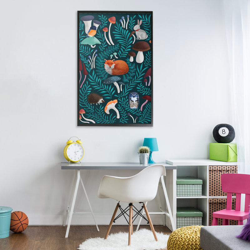 «Woodland Animals & Botanical Sprig», giclée encadrée, design par Metka Hiti, H 30 po x l 20 po, Giclée encadrée noir minuit