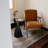 Petite petite table d'appoint ronde noire pour les petits espaces, tables de bout modernes à piédestal pour le salon, table d'appoint unique, table à boissons, table à martini en métal pour fauteuil inclinable, chambre à coucher