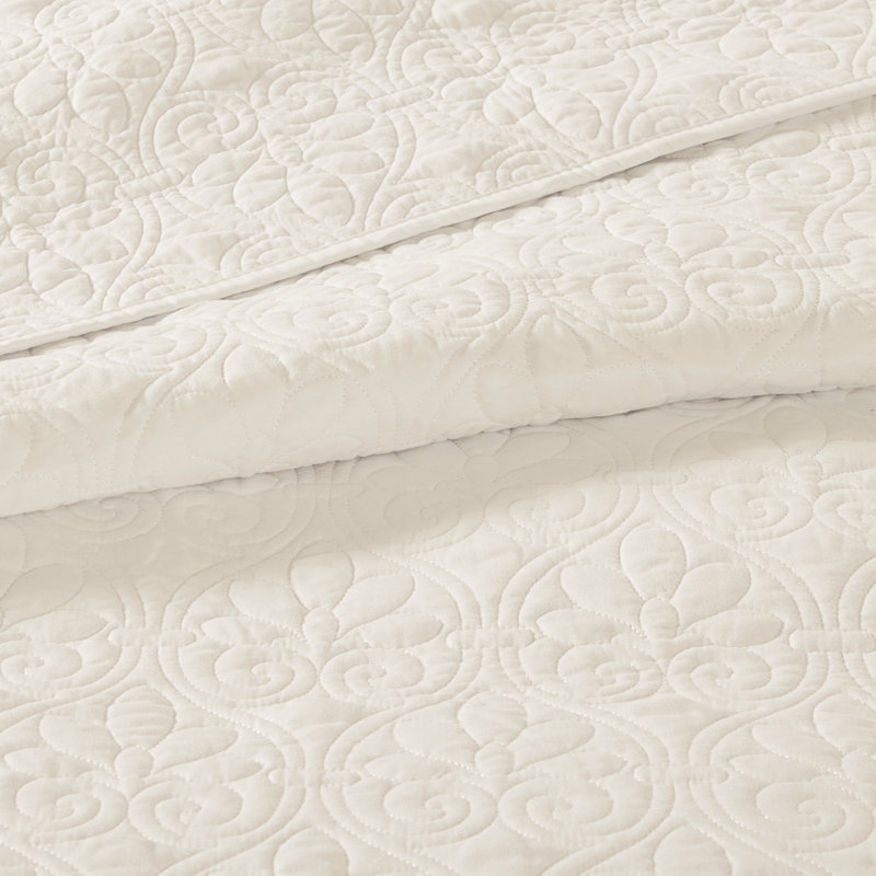 Couvre-lit réversible crème - matelassé pour le style, durabilité rembourrée de coton, fraîcheur traitée, texture riche facile à nettoyer, rembourrage confortable, coutures classiques, protection