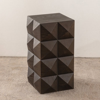 Modestia End Table