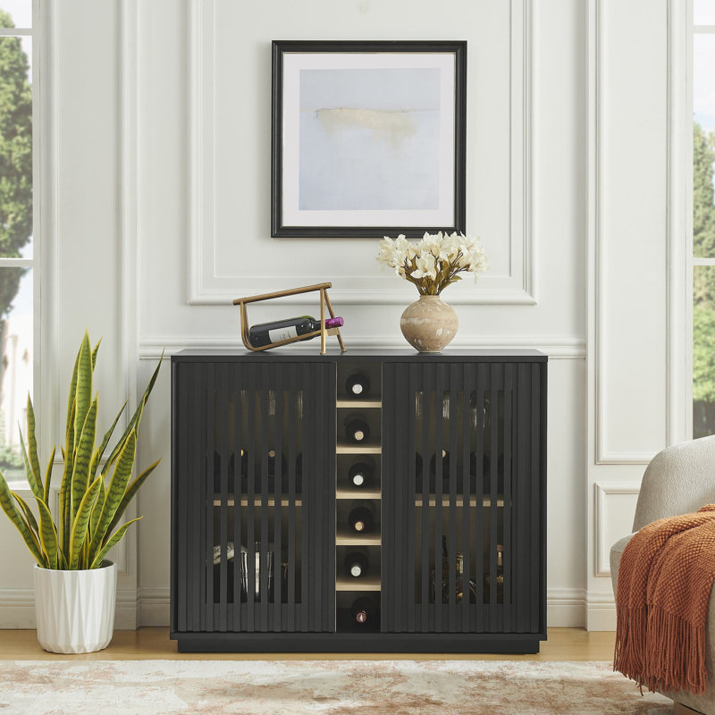 Buffet moderne cannelé 43,1 po avec porte-verres à vin, Noir