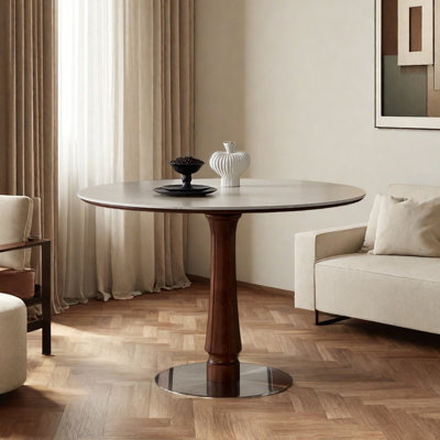 Table ronde simple et naturelle