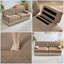 Élégant canapé Chesterfield en velours chameau - Conception capitonnée à boutons doux avec jupe à pampilles, modulaire et confortable pour le salon-901897601