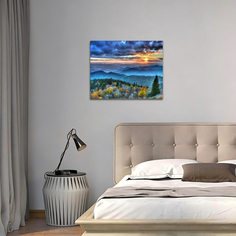 Blue Ridge Mountain, art mural Misty Mountains