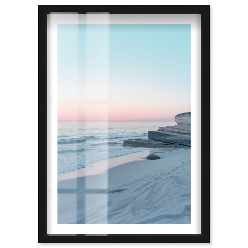 «Clouded Shore Shadowbox» par Notoriart, Noir, H 25 po x l 17 po