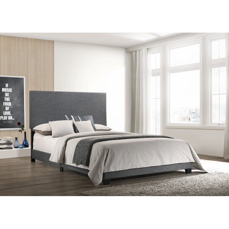 Ensemble de chambre à coucher tapissier standard Beckville, Gris foncé, Simple