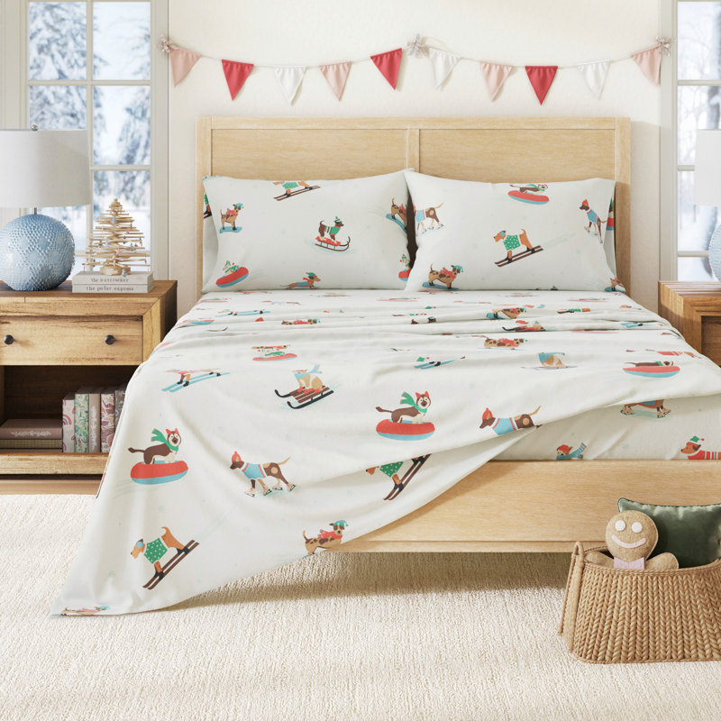 100% Turkish Cotton Flannel Christmas Sheet Sets, Outdoor Festive Dogs, King with 2 Pillowcases
