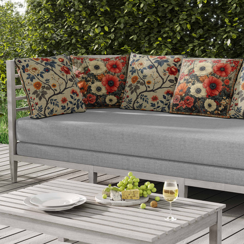 Coussin intérieur / extérieur Floral Array, Carré 16 po, Rouge/beige/orange