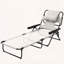 Chaise longue de bronzage avec trous pour le visage et les accoudoirs et inclinaison à 4 positions