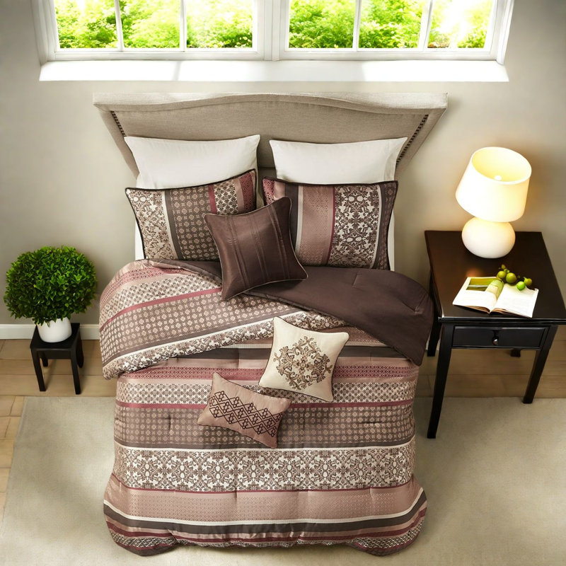 Ensemble de literie pour très grand lit, jacquard de polyester traditionnel pour le confort de la maison