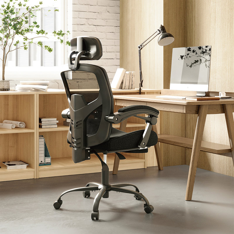 Retractable Footrest Ergonomic Swivel Office Chair, Black