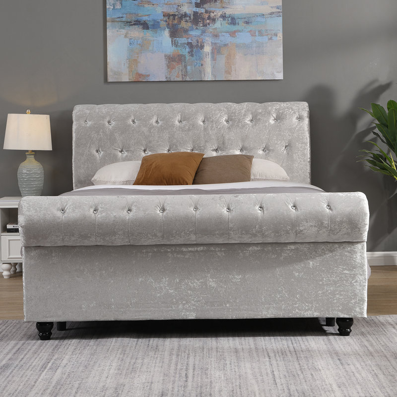 Grand lit de rangement tapissier Hartfried