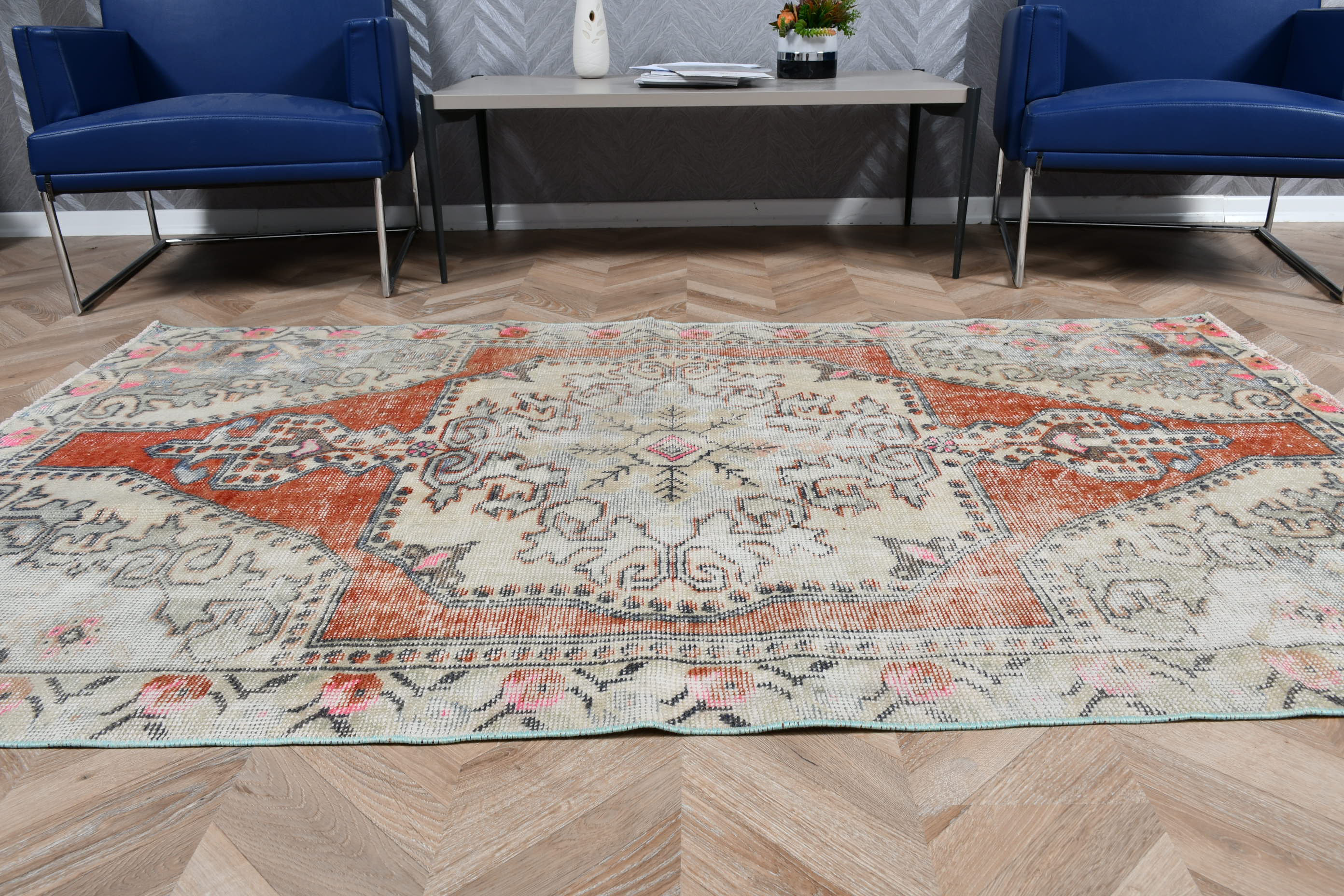 Bungalow Rose Tapis turc rétro vintage pour votre salon avec un design ...