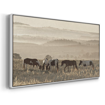 Wild Horse Sanctuary - Toile tendue avec châssis encadré - Prêt à être accroché