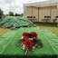 Fleurs de cimetière artificielles pour la tombe
