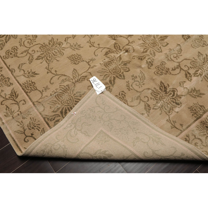 Tapis brun clair tissé à la main