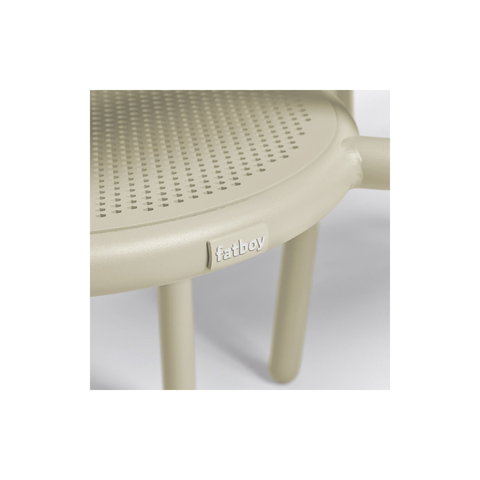 Toní Stacking Patio Dining Side Chair, Desert