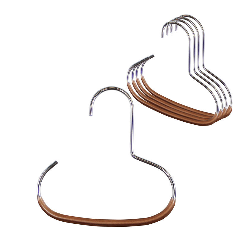 Rangement suspendu, Cuivre