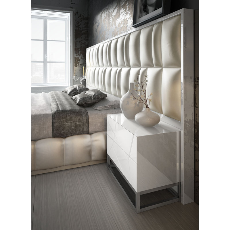 Annalya Vegan Leather Standard Bed, High Gloss, Queen