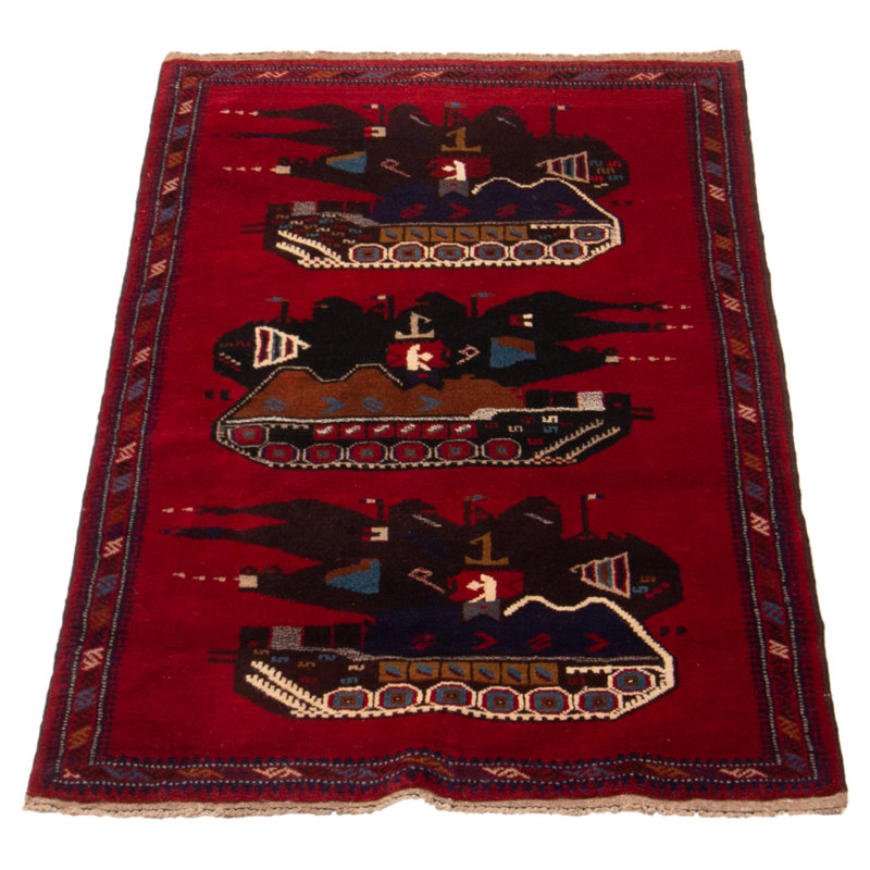 Tapis rouge de guerre rare 2 pi 9 po x 4 pi 8 po