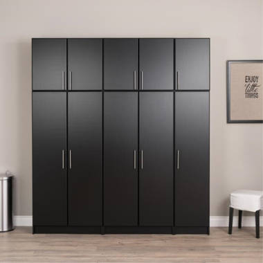 The Twillery Co. Armoire de garage haute l 18 po x P 16,34 po x H 74,92 po  Reichard - Wayfair Canada