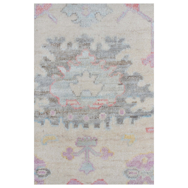 Ushak Wool Weft