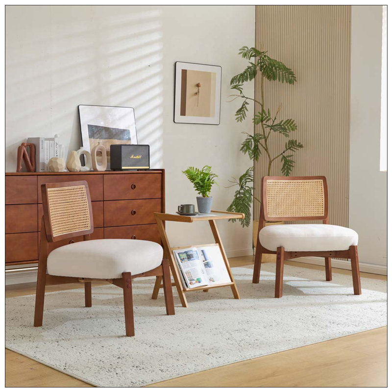 Chaise longue robuste en bois avec dossier tissé