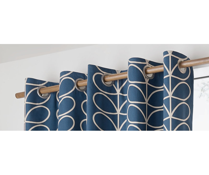Linear Stem Curtains, Whale