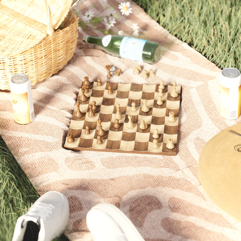Jeu d'échecs Wobble noyer