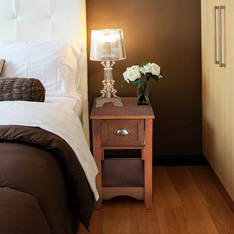 Patino 13'' W Nightstand, Walnut