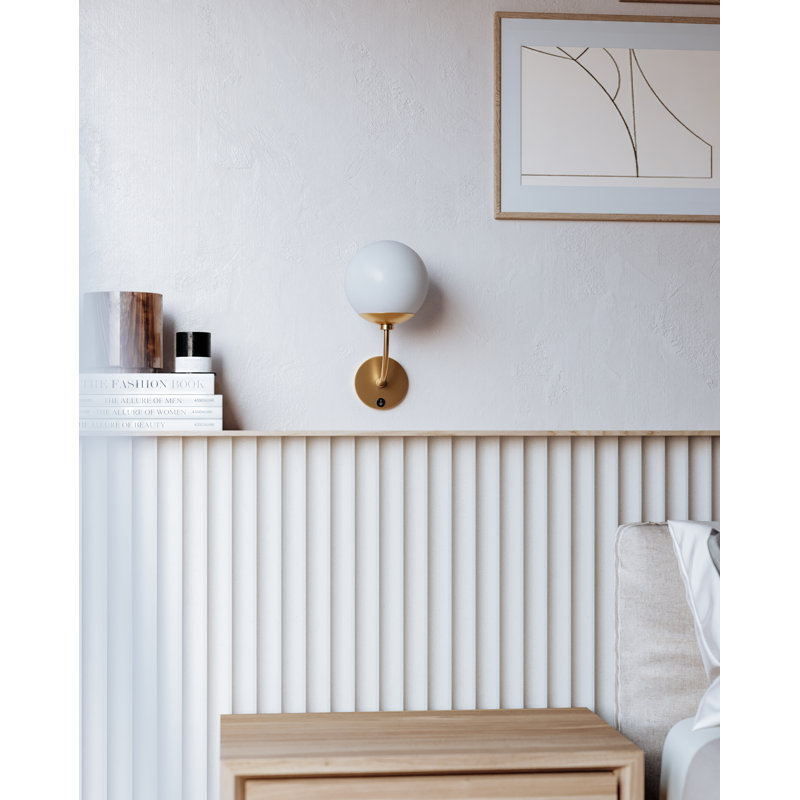 Sajah Armed Sconce, Aged Brass