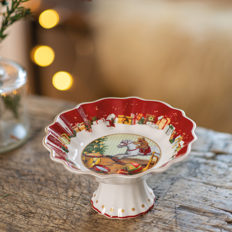 Villeroy & Boch Toy's Fantasy Christmas Footed Pastry Bowl, Premium Porcelain