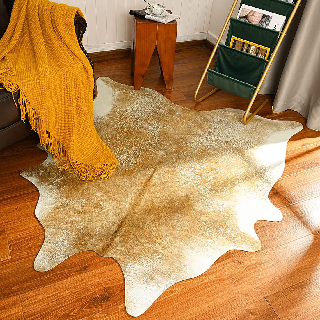 Cooke Power Loom Faux Cowhide Off White Machine Washable Rug Steelside Rug Size: Novelty 3'10 x 5