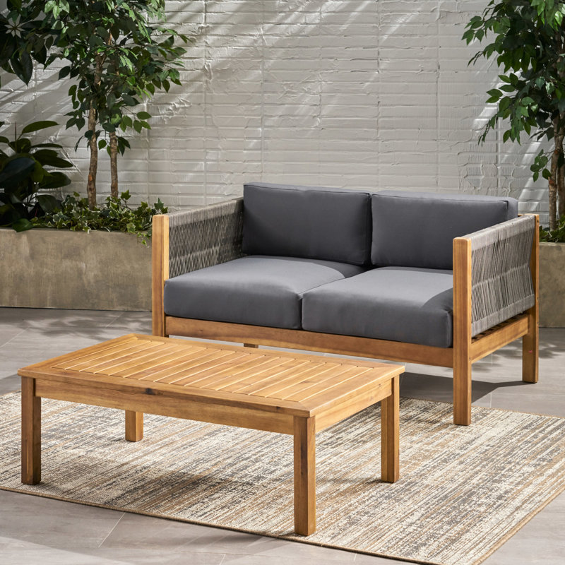 Table basse en bois et bois avec tissage en corde - détails durables