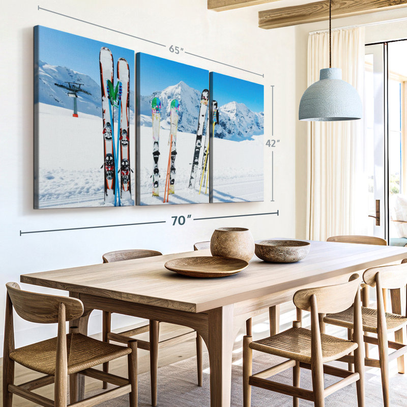 «Snowy Mountain Skis», 3 pièces sur toile, H 42 po x l 65 po x P 1,25 po