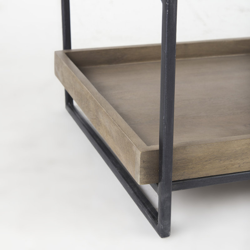 Table-plateau Lupita