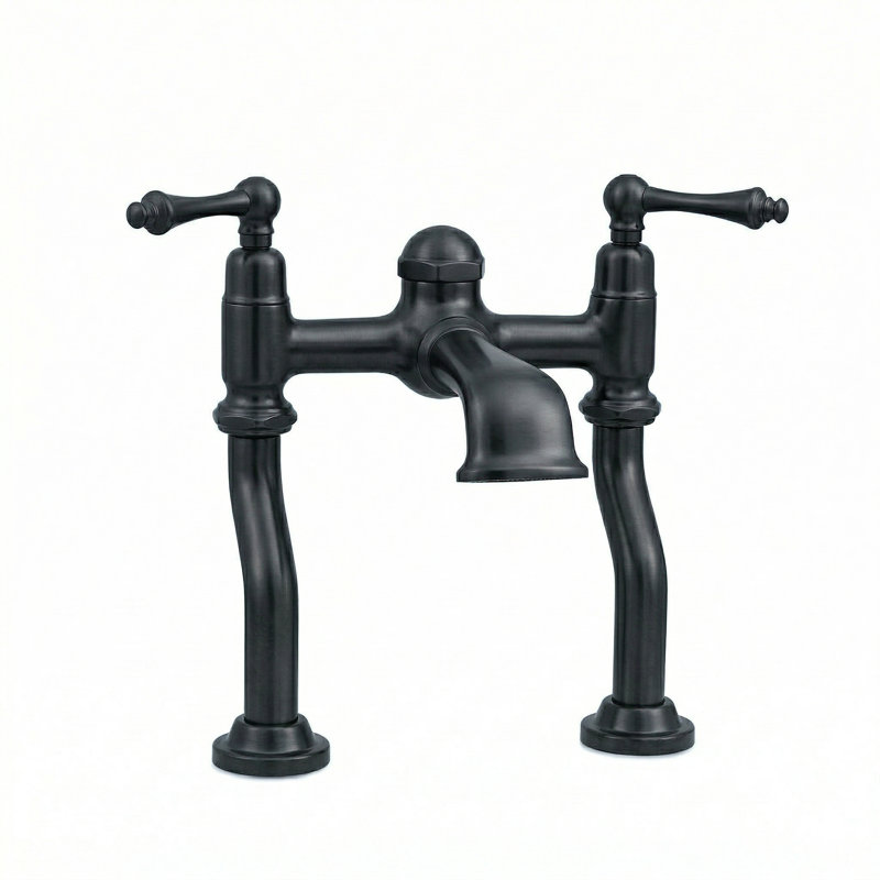 Robinet de baignoire décalé à fixation sur le comptoir avec bec droit par Strom Living, Bronze huilé non laqué