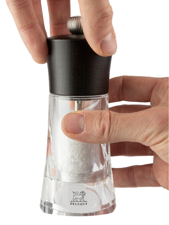 Oleron Peugeot Pepper Mill, 5.52" H x 2.75" W x 2.75" D, Chocolate, Salt Mill