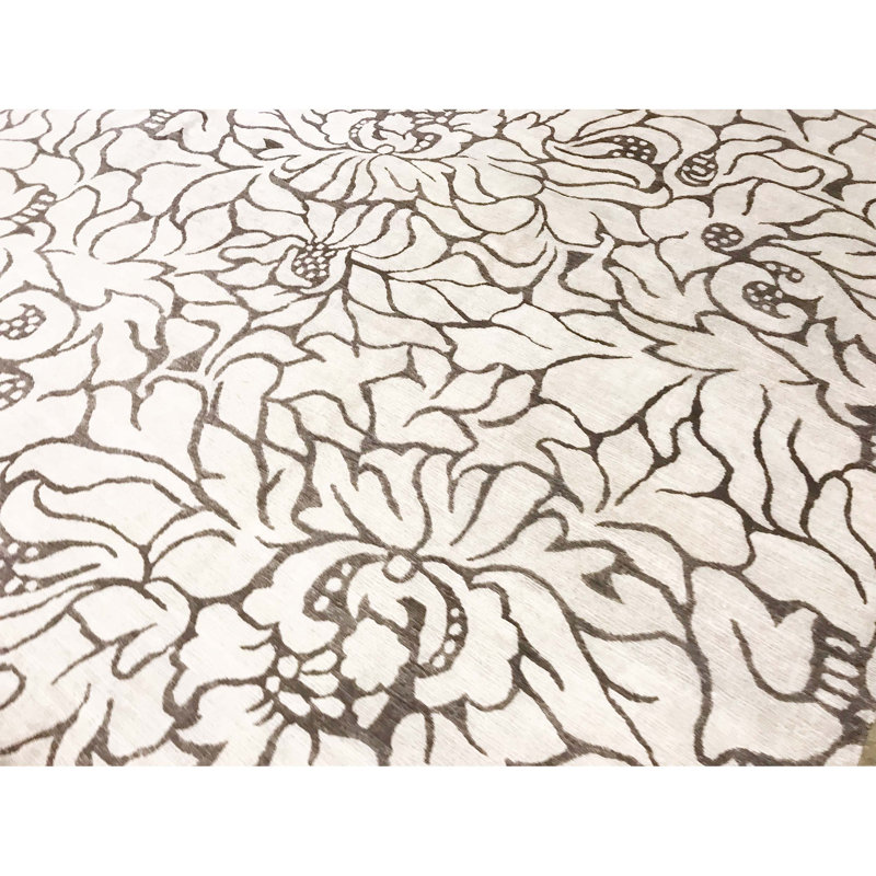 Hand-Knotted High-Quality Ivory Area Rug
