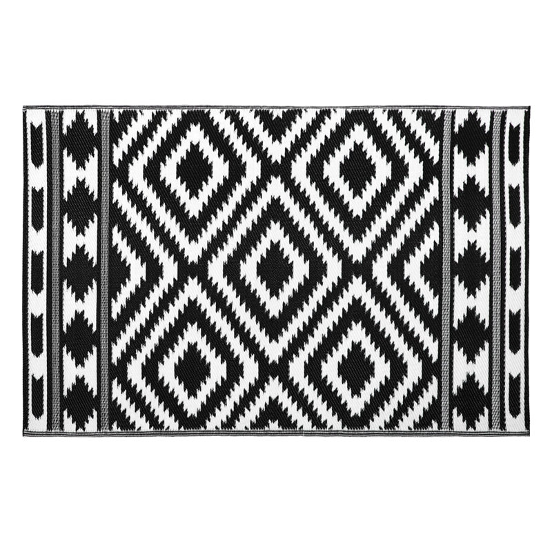 Geometric Indoor / Outdoor Area Rug, Rectangle 133 x 190cm