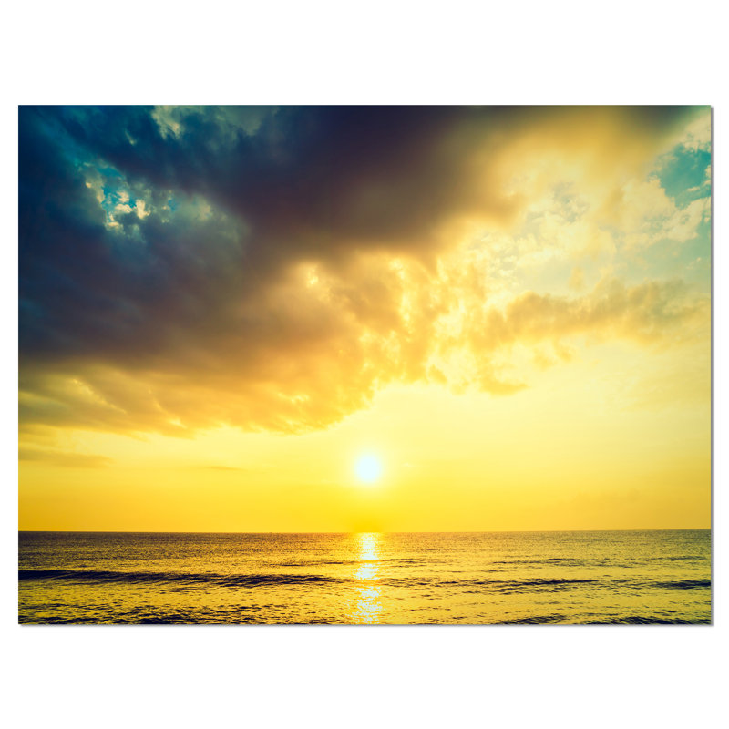 « yellowing sky over serene mer shore mer », reproduction de photo sur toile tendue, H 20 po x l 20 po x P 1 po